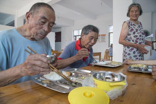 金華丨共享居家養(yǎng)老“紅利”（金華養(yǎng)老金）