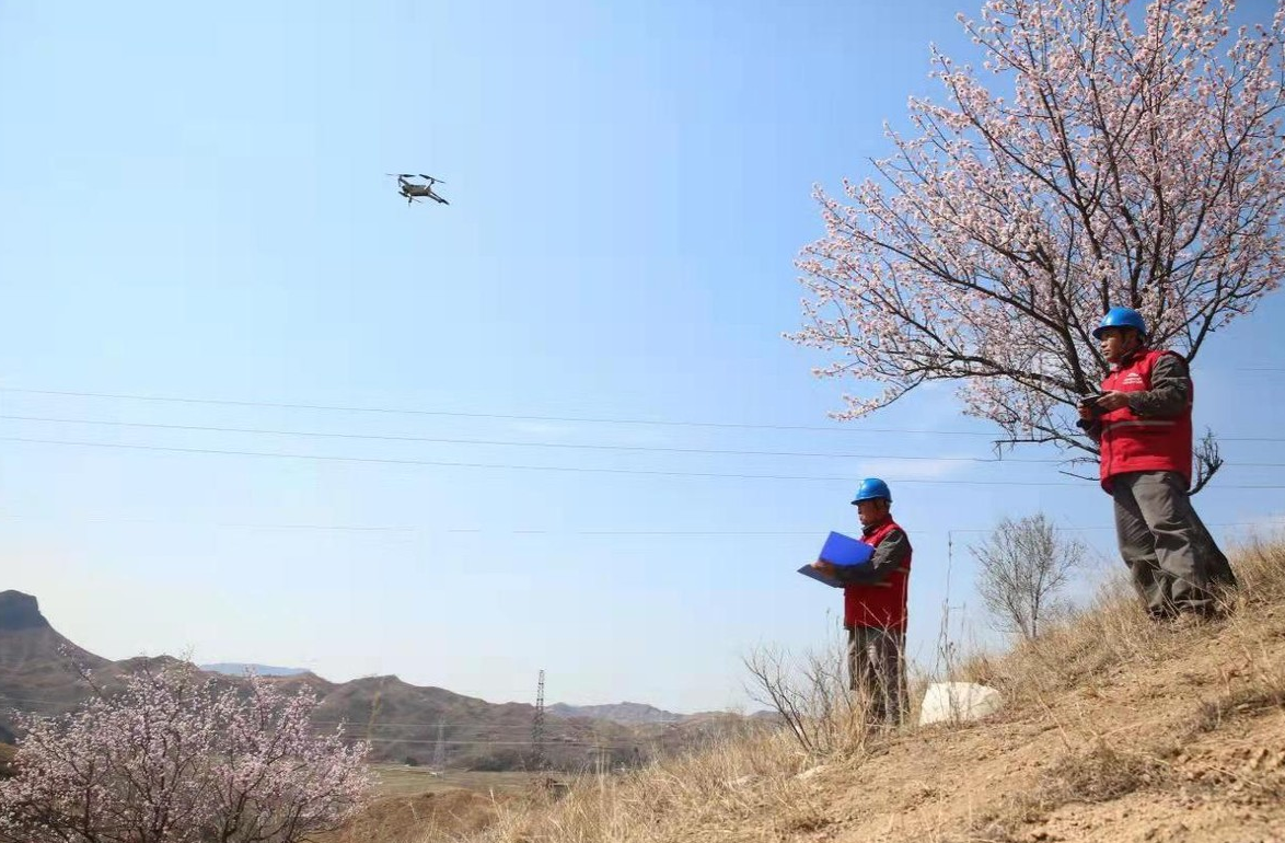 河北唐縣：“無人機(jī)”智能巡檢為春檢賦能